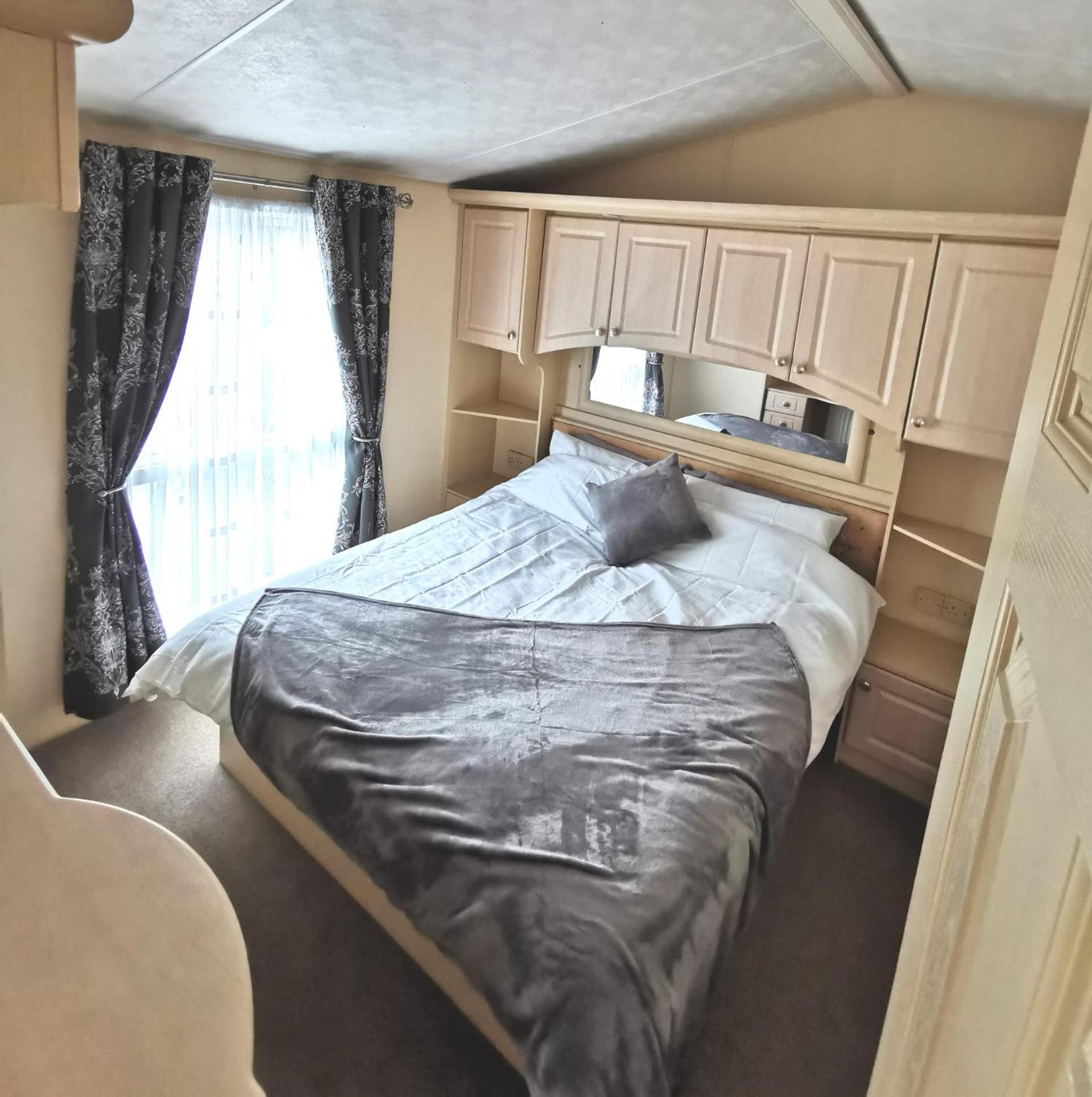 Wonderful 2 Bedroom Mobile Home Αμπερίστγουιθ Εξωτερικό φωτογραφία